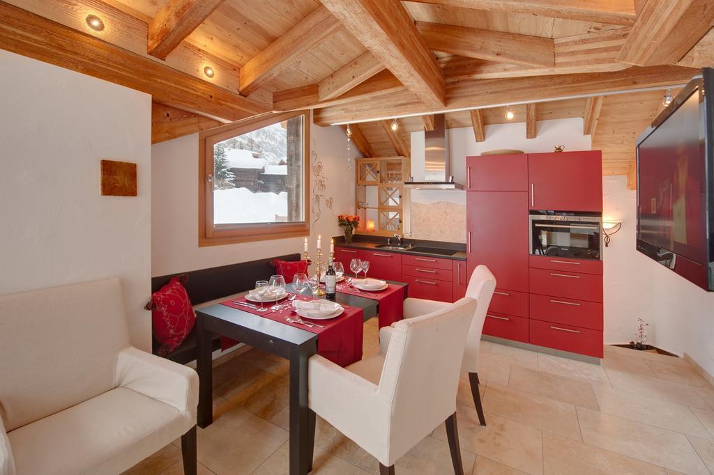 Chalet Alpoase Zermatt Zimmer foto
